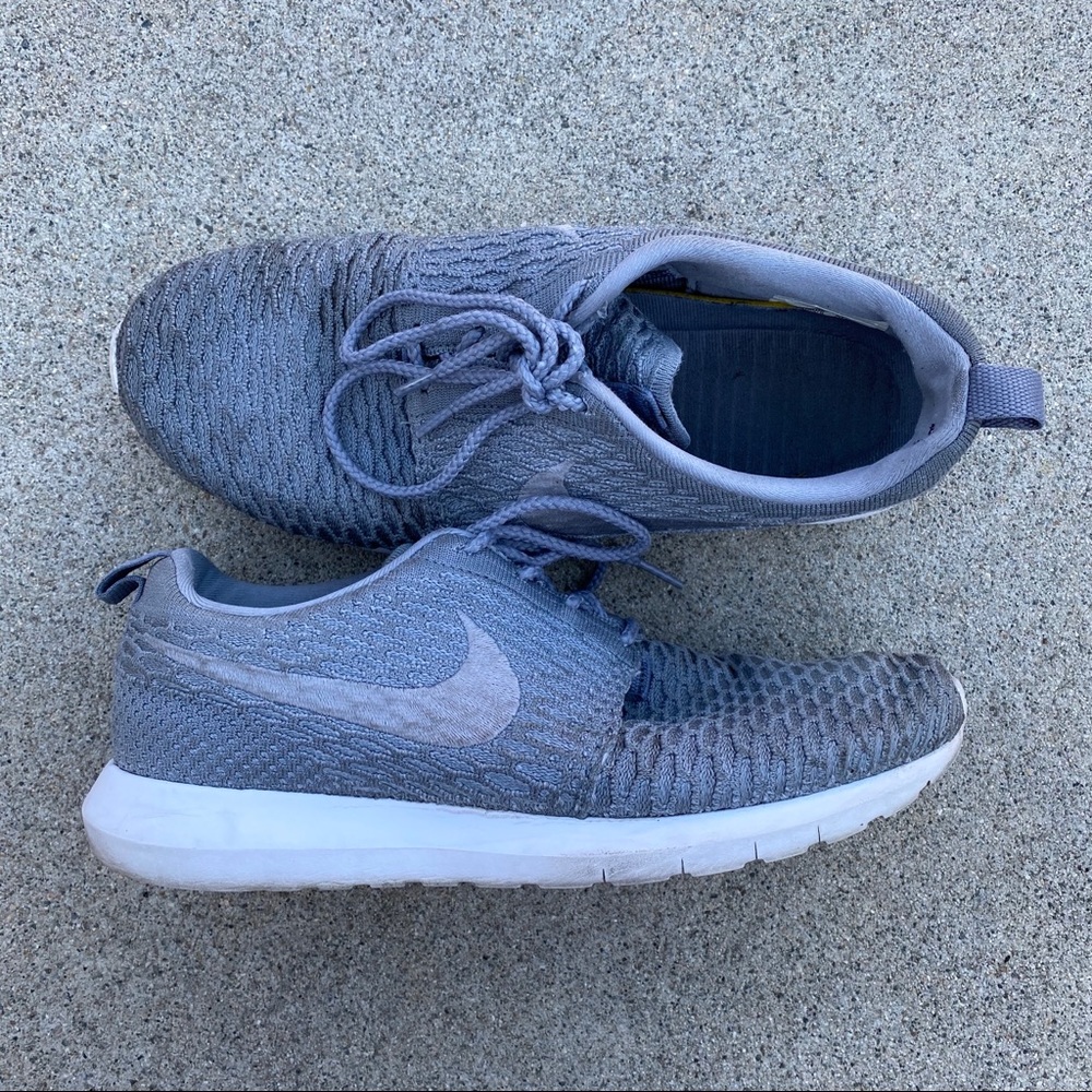 Nike Flyknit Roshe - Grey